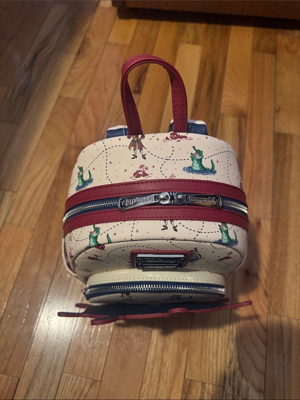 NWT Loungefly Disney Peter Pan Captain Hook Ship Wheel Rotating Mini Backpack - Picture 11 of 12